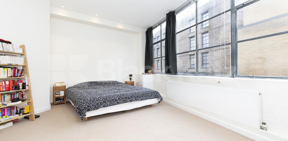 			WAREHOUSE CONVERSION IN ANGEL-OLD STREET-SHOREDITCH, 2 Bedroom, 1 bath, 1 reception Flat			 EAGLE HOUSE-EAGLE WHARF ROAD, ANGEL-OLD STREET-SHOREDITCH